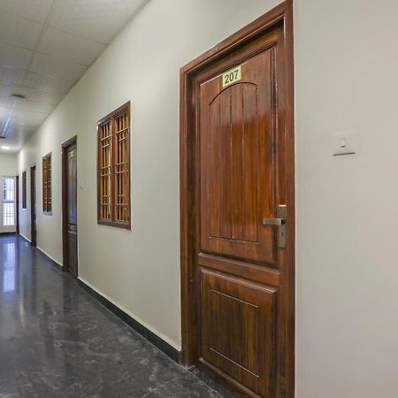 Hotel O Om Sakthi Hotel بونديتْشيري المظهر الخارجي الصورة