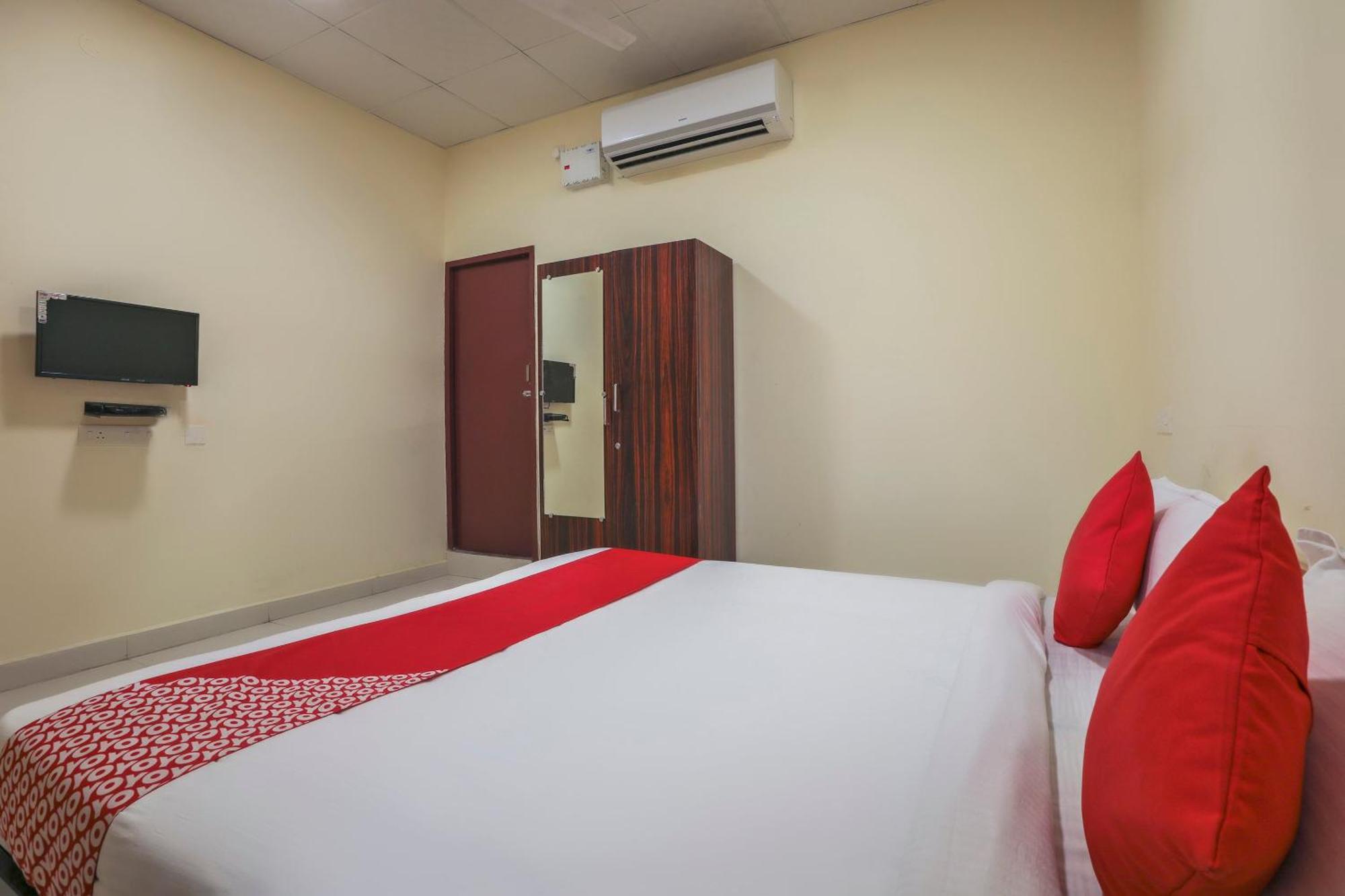 Hotel O Om Sakthi Hotel بونديتْشيري المظهر الخارجي الصورة